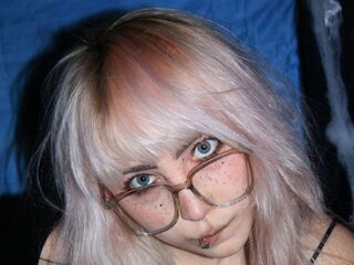 free nude webcam show GrettaLuna