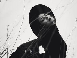 girl nude HelismaAbramss