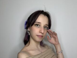 masturbating cam girl IvyLewis