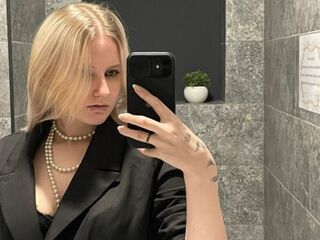 hot girl cam photo JenaeMcquillen