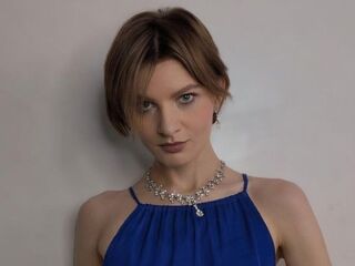 live teaser cam KarinaBiz