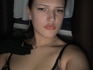 closeup web cam KettyRob