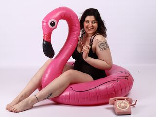 camgirl playing with sextoy KiraKovall