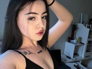 naked girl with cam fingering KitaTomson