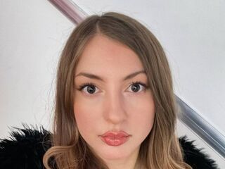 hot cam hooker KyraKur