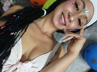 girl topless LauSanders