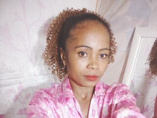 jasmin videochat LayahMorgane