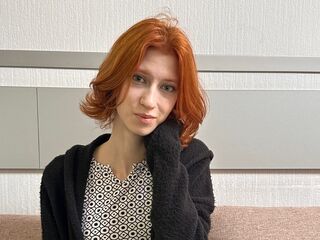 camwhore fingering pussy LettyAegerter