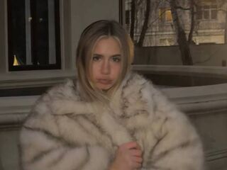 webcam striptease LilliaFowler