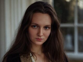 nude webcamgirl photo LilliamDittman