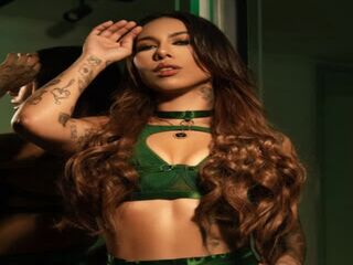 chat room live sex webcam LilyHarpers