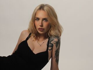 beautiful girlcam LowerFrancis