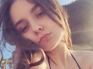 cam whore livesex LuanaContratto