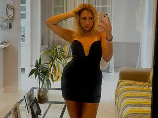 free adult cam LunaVeller