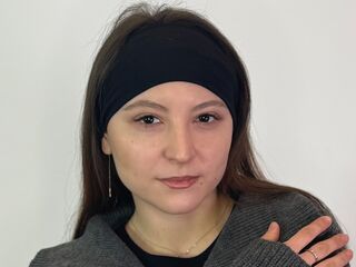 beautiful girl LuzJeantet