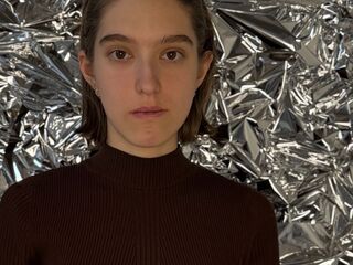 hot camwhore MaeganDegiacomo