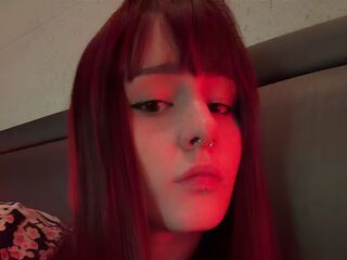 chatroom MaeveLith