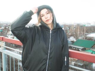 girl shaving pussy MagalyArney