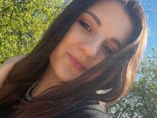 hot cam girl masturbating with dildo MaryannaShumway