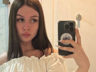 free live cam MiaRioti