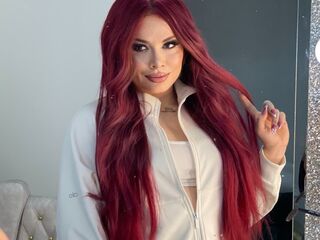 online chat MilaEverhart