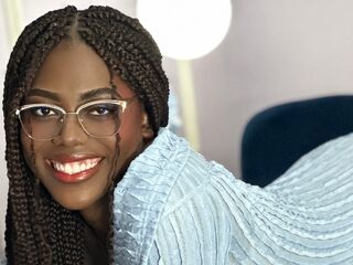 nude camgirl pic MilaMuse