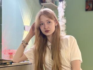 fingering girl chatroom MinnieTallacksen