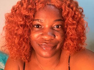 naughty cam girl fingering shaved pussy NorahAlex