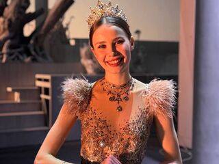 camporn NylaPitarresi