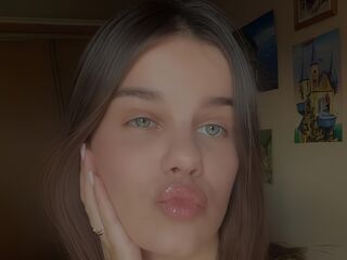 naked webcamgirl picture RicardaErisman