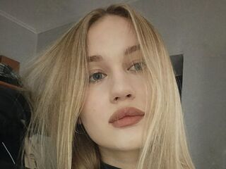 chat room webcam SadieTandon