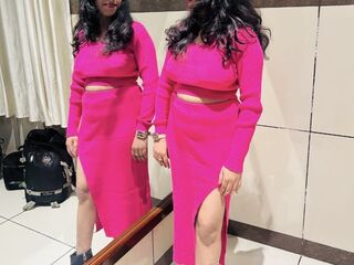 camwhore fingering shaved pussy SanyaGoyal