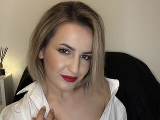 hot cam girl spreading pussy SellenaMiller