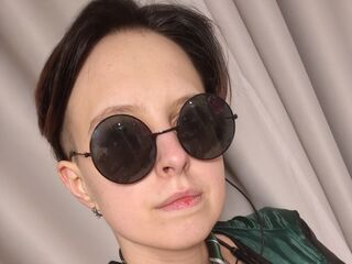 webcam babe chat room ShaunteBarranco