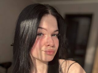 chat room webcam picture ShonaMellerson