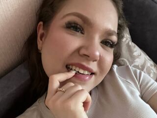 sexy webcam girl SophieVale