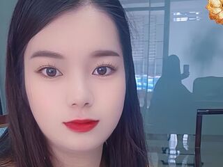 topless camgirl SusanAyn