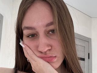 naked cam girl gallery VeraScott