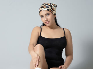 fingering camwhore VeroChanel