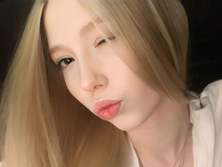 fingering girl cam WavaSkeldon