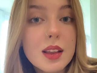 live striptease WilonaBoothroyd